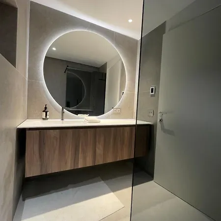 Seafront Design Duplex بونيفَسْيو